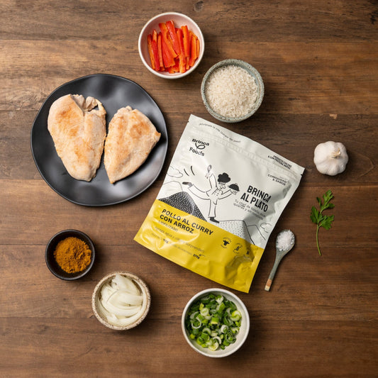 Brinca al Plato | Pollo al Curry con Arroz